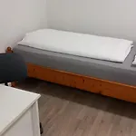 Neumuehles Duisburg, Grosses Tv, Wlan, Kaffeemaschine & Erdgeschoss Apartment Duisburg