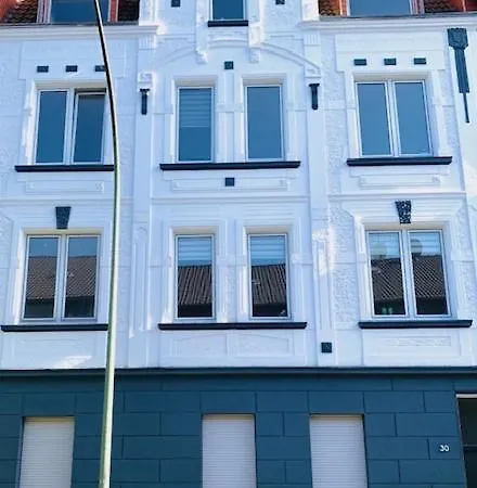 Neumuehles Duisburg, Big Tv, Wlan, Coffee Machine, Ground Floor Apartment Duisburg
