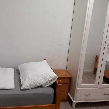 Appartement Neumuehles Duisburg, Grosses Tv, Wlan, Kaffeemaschine & Erdgeschoss *