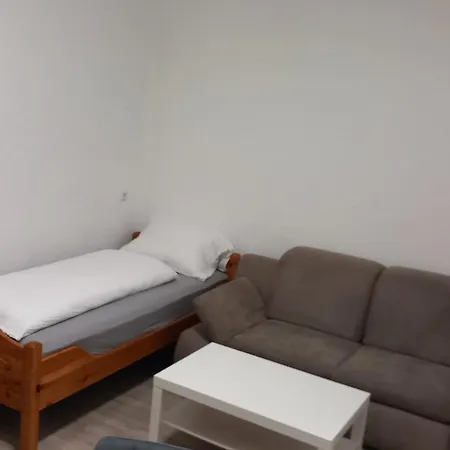 Neumuehles Duisburg, Grosses Tv, Wlan, Kaffeemaschine & Erdgeschoss Appartement *